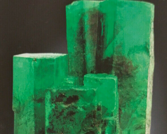 emerald-from-chitral