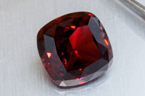 garnet, spessartine variety
